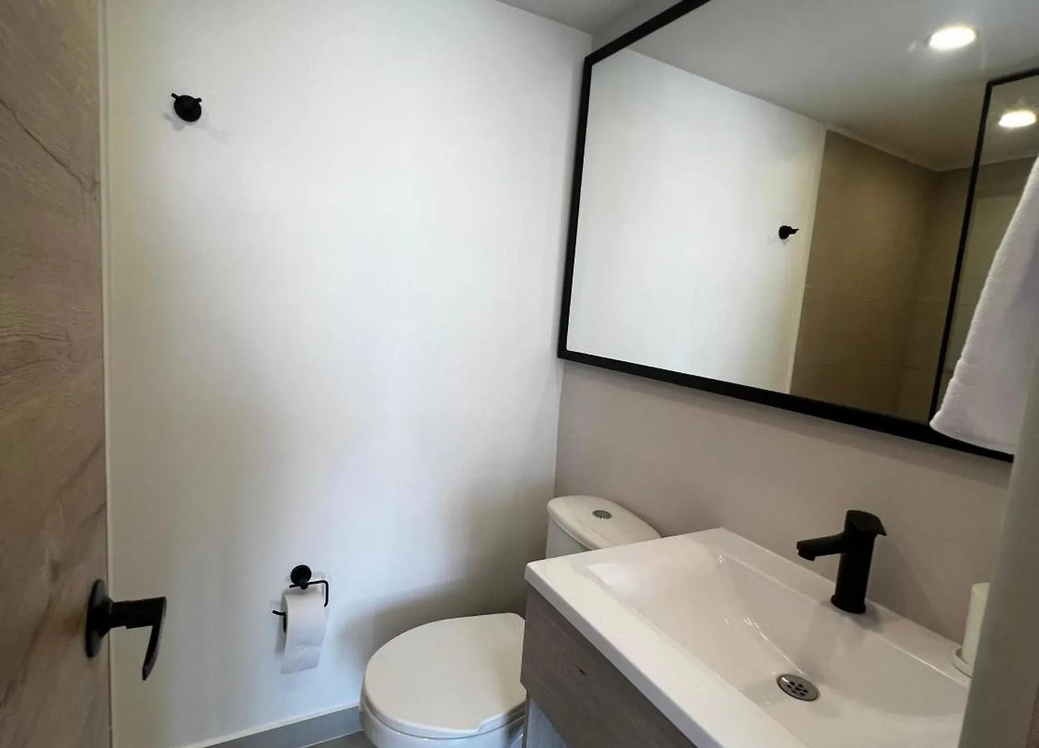 Apto 1310 Miro Living كالي
